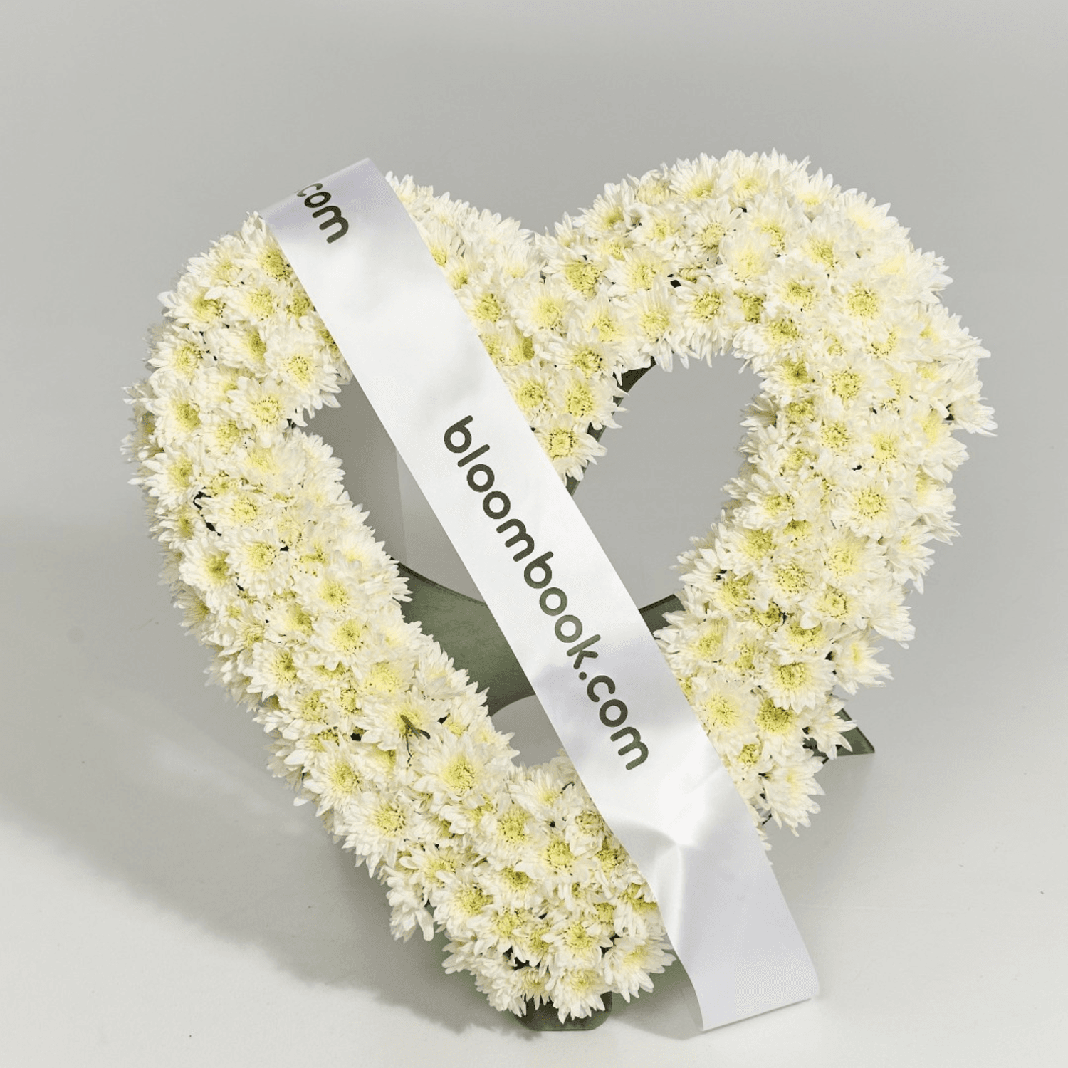 Corazón Fúnebre Blanco de Crisantemos | Flores para Funeral
