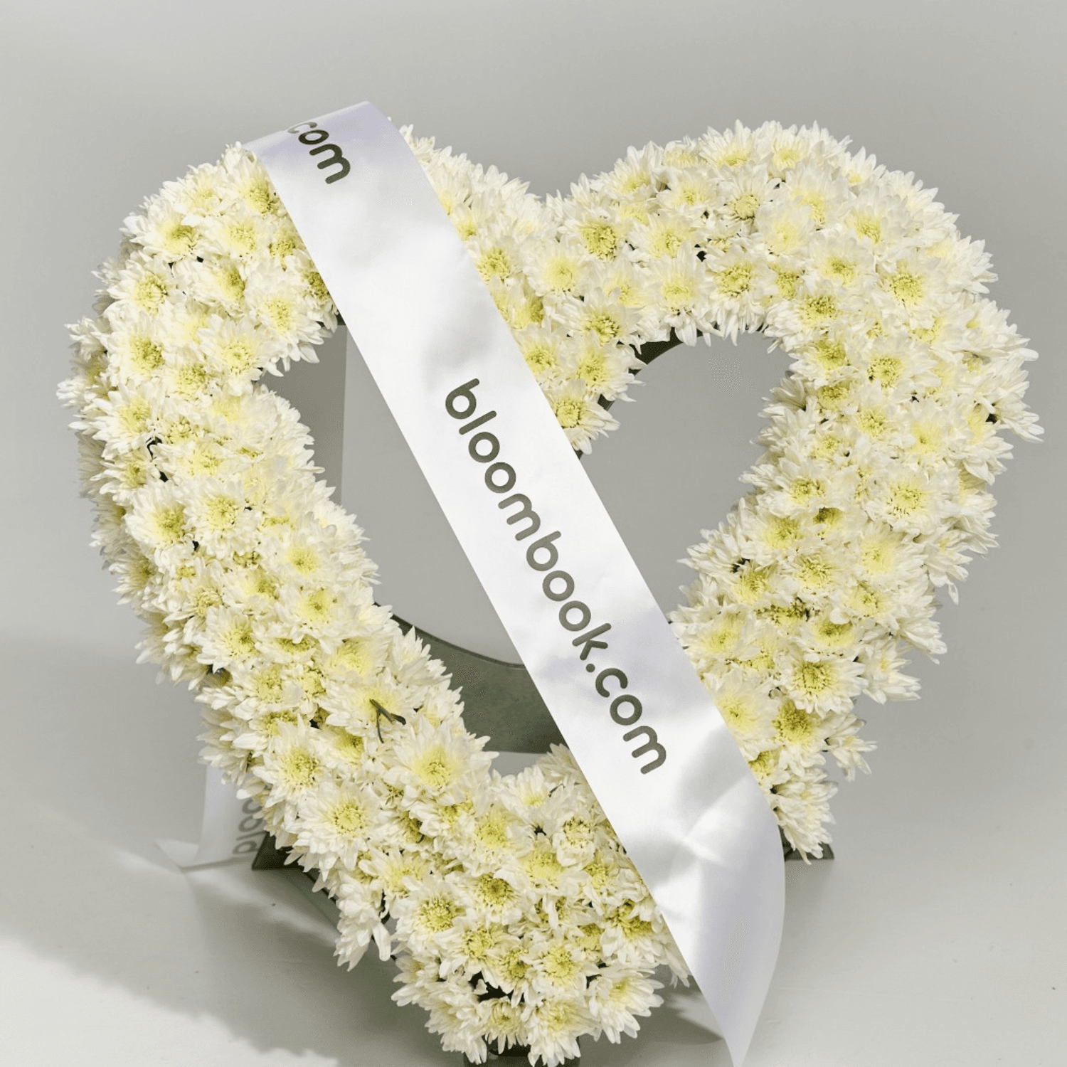 White Heart Sympathy Flowers – Funeral Flower Delivery